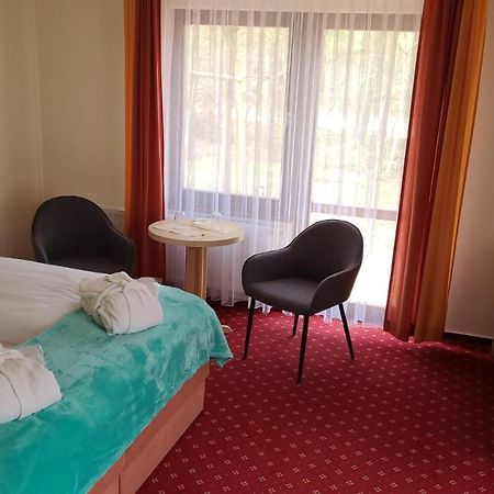 Hubertus Hotell Perleberg Eksteriør bilde